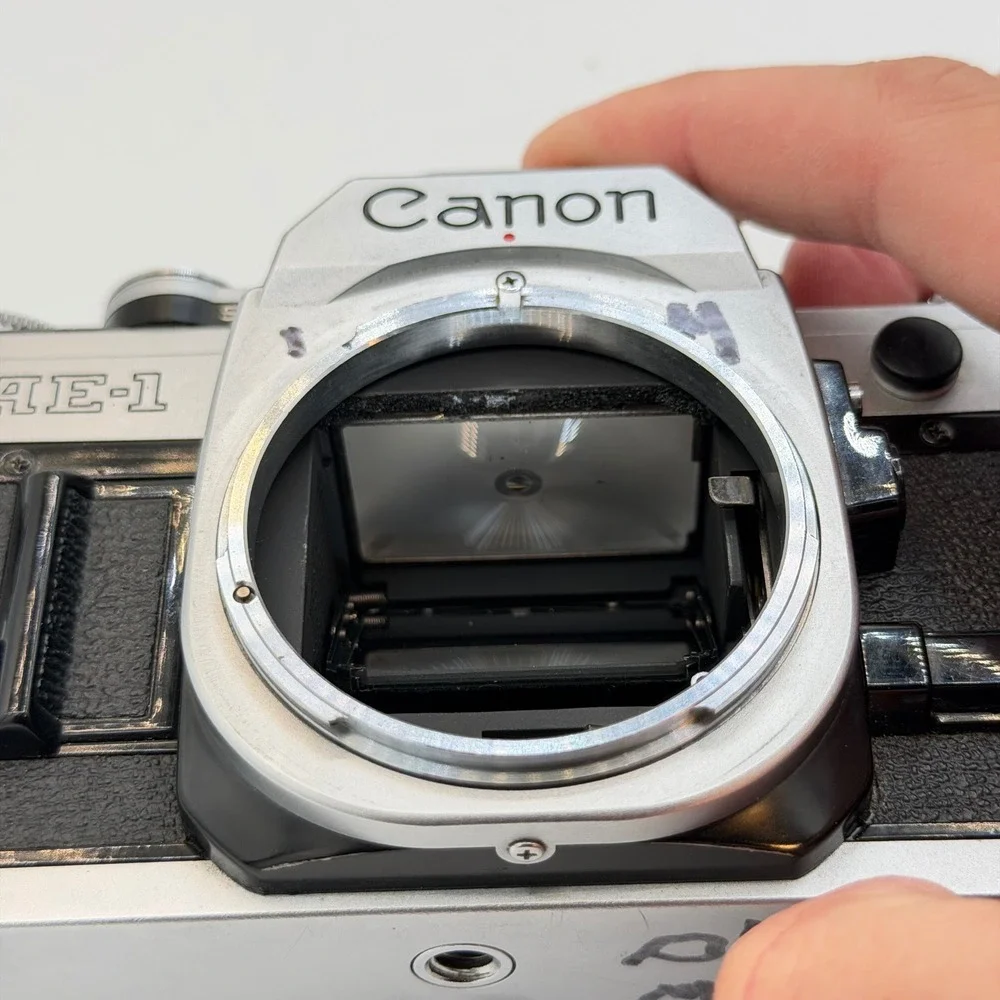 Canon AE-1 35mm Film SLR Camera Body Silver Black Vintage Serial 2580712